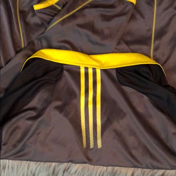 Adidas pull over jacket - Picture 3 of 5